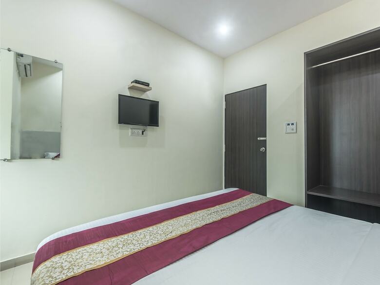 Oyo 845 Hotel Kailash Park