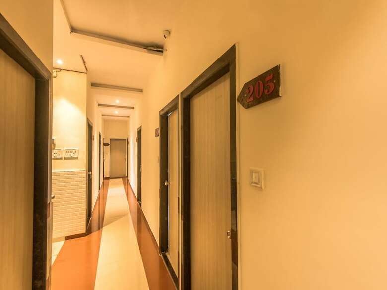Oyo 845 Hotel Kailash Park