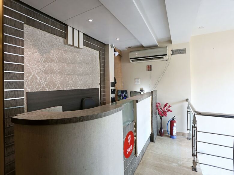 Oyo 1807 Hotel Platinum Inn