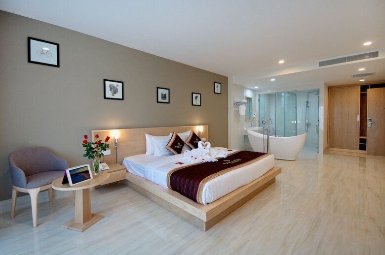 Monica Hotel Nha Trang