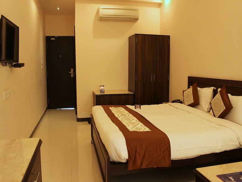 Hotel Oyo 3083 Le Grand