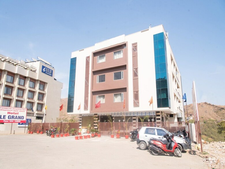 Hotel Oyo 3083 Le Grand