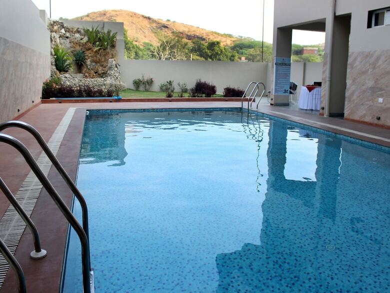 Hotel Oyo 3083 Le Grand