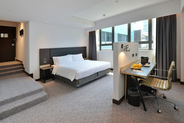 Camlux Hotel