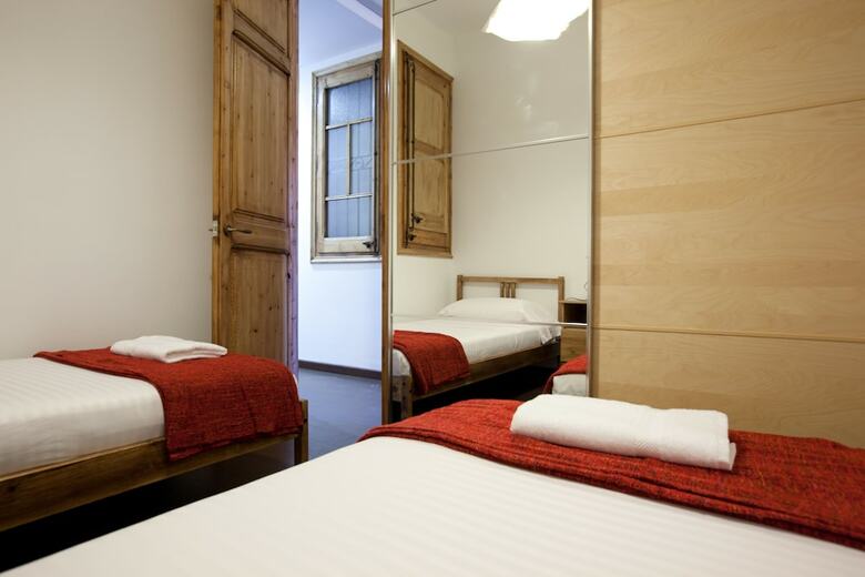 Sagrada Familia Apartments