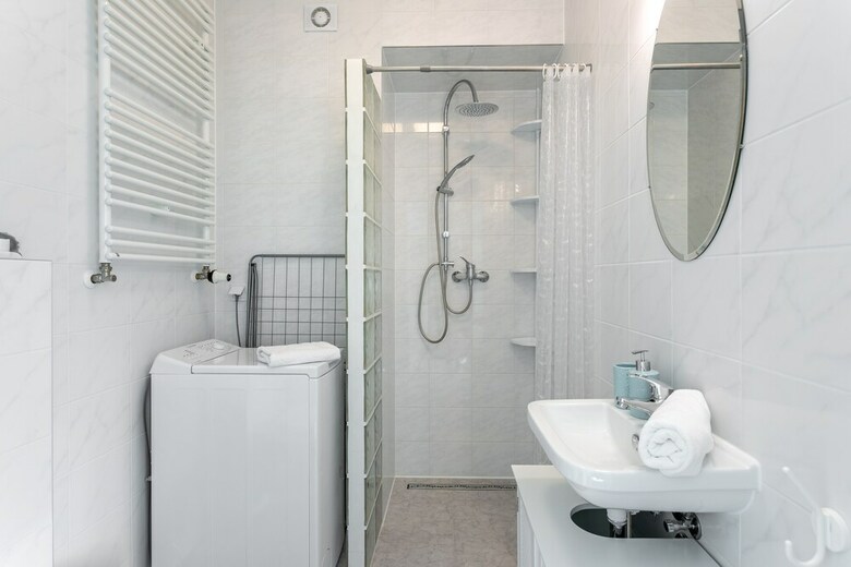 Ambria Apartments