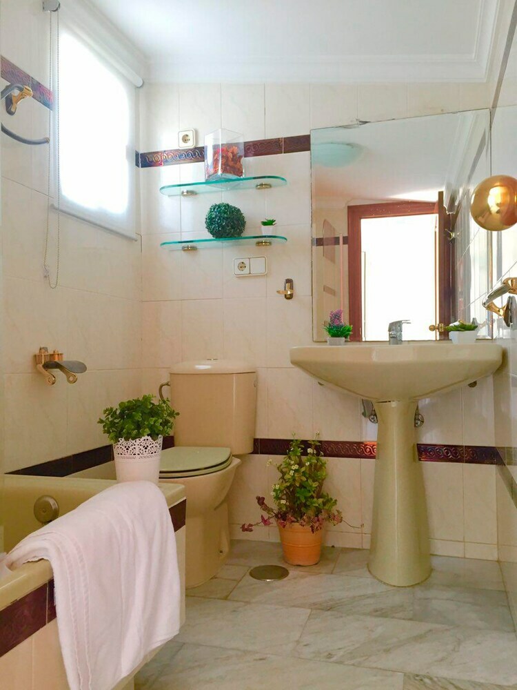 Apartamentos Toctoc  Carihuela Playa Duplex