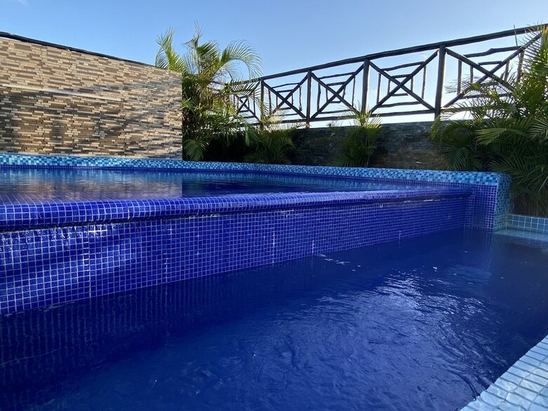 Apartamentos Hotel Suites La Roca