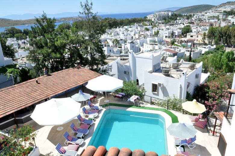 Gloria Tibi Jarra Hotel