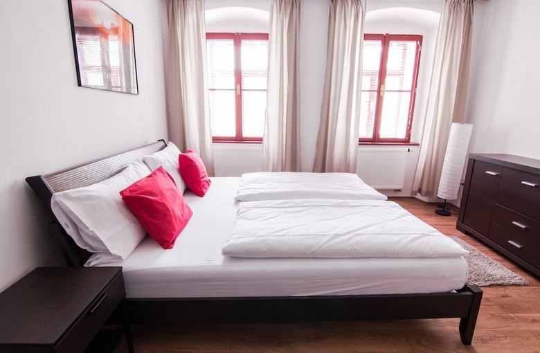 Tylova Apartments