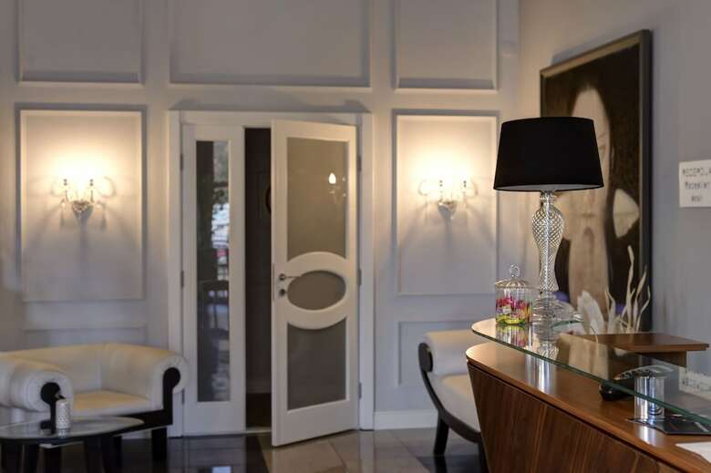 New Belgrade Garni Hotel