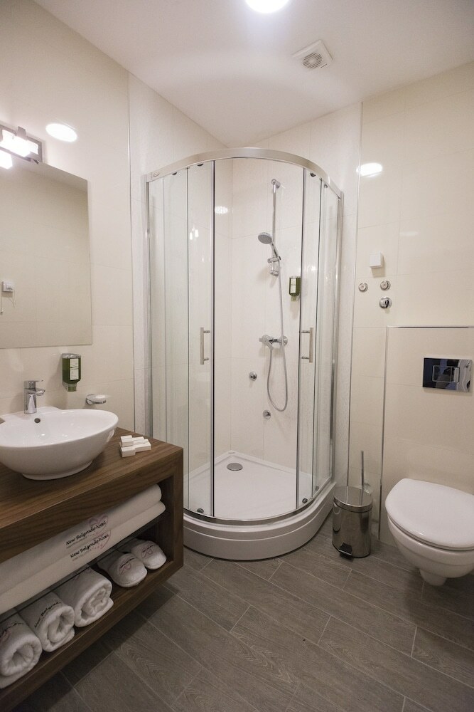 New Belgrade Garni Hotel