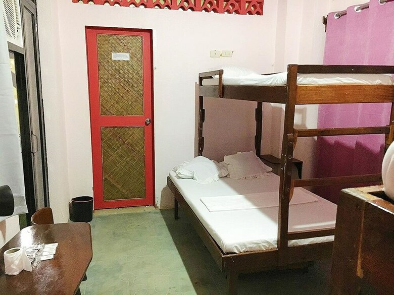 Hostal Elternative Hostel