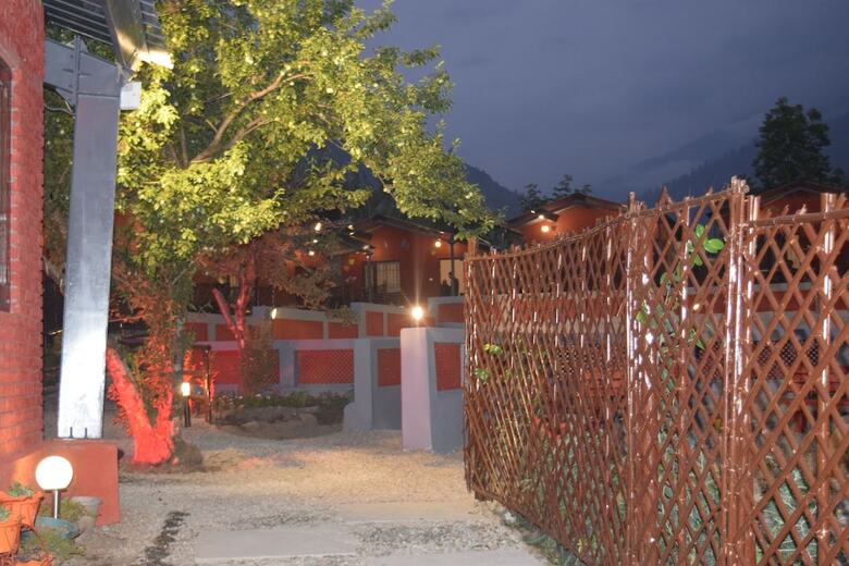 Hotel Samsara Manali Retreat