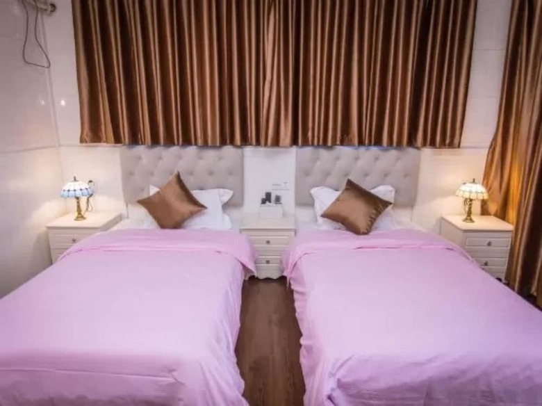 Hotel Chaozhou Two Wood Hostel