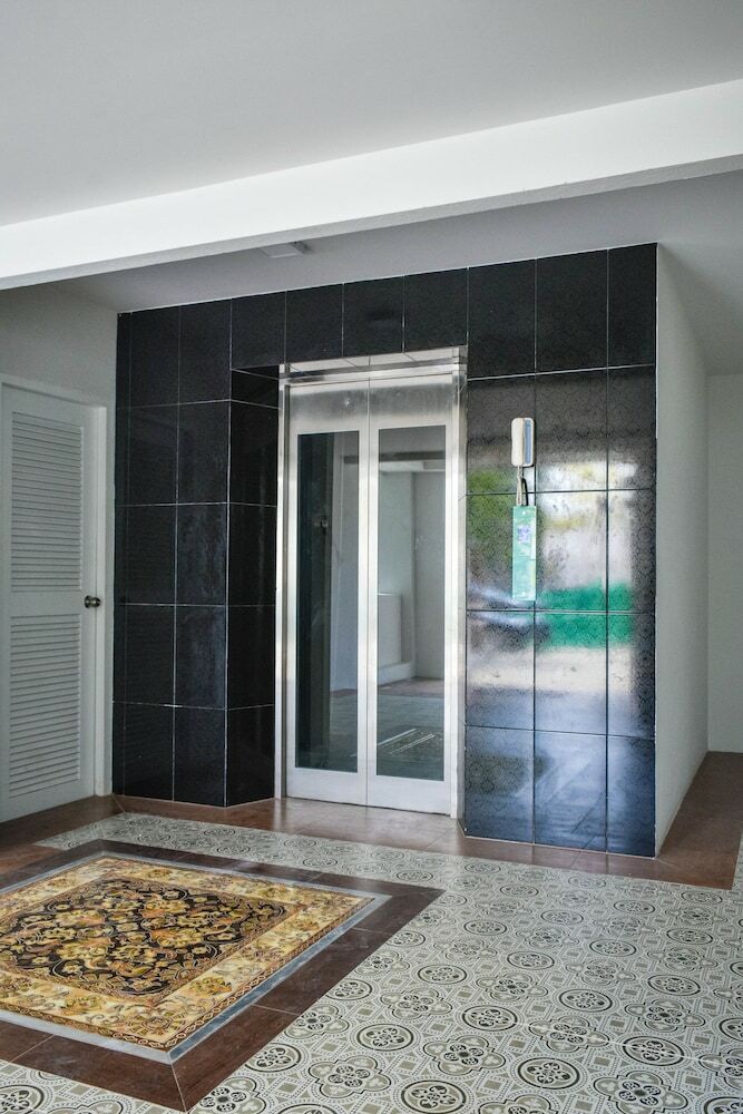 White Boutique Hotel And Spa