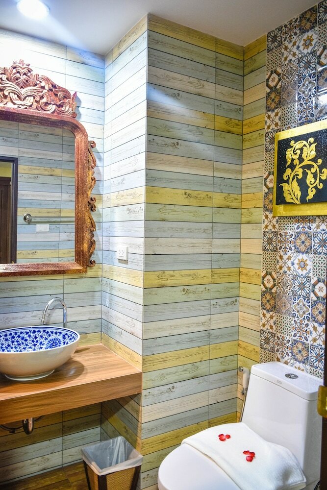 White Boutique Hotel And Spa