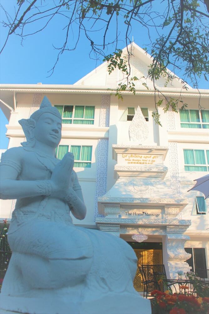 White Boutique Hotel And Spa