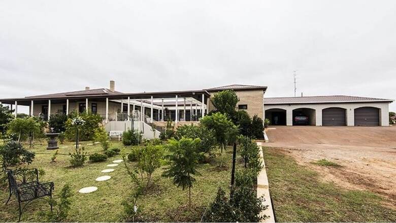 Hotel Fairway Manor Accommodation