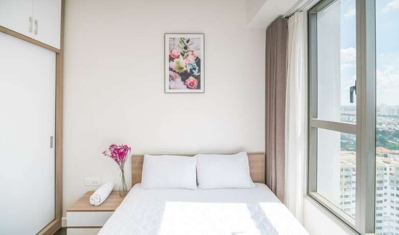 River Gate Apartment