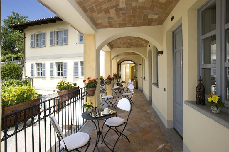 Hotel Albergo Castiglione Langhe