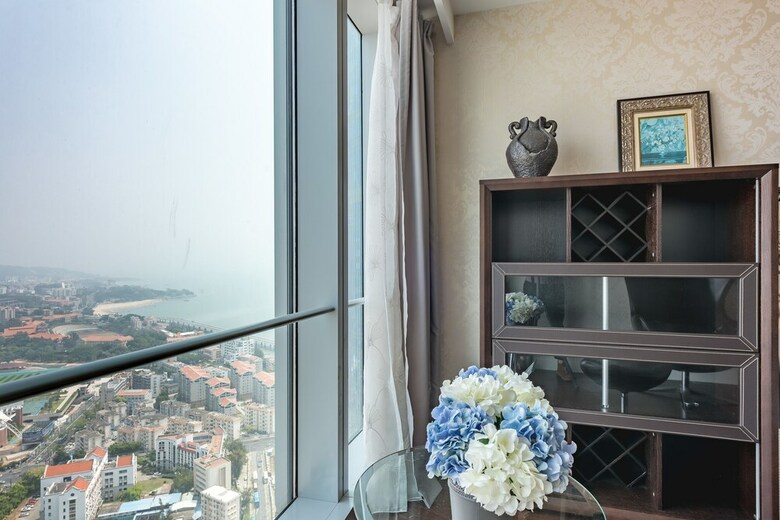 Twin Tower Anthony Seaview Apart-hotel