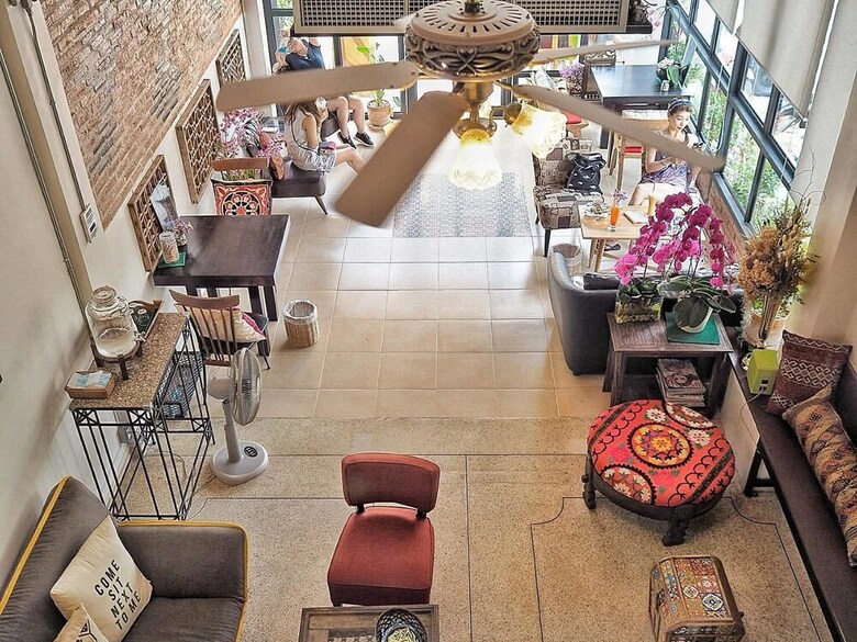Hotel Hp House Cafe'