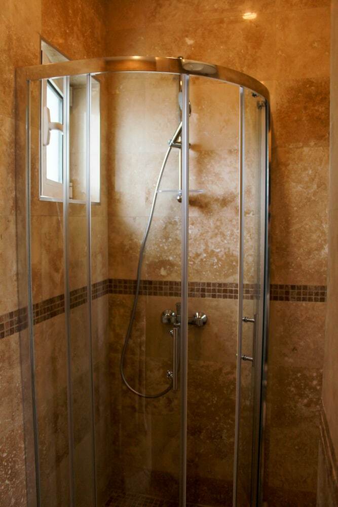 B&B Lovac Azurina