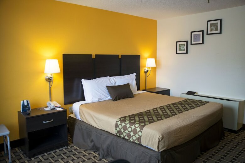 Hotel Ahoskie Inn