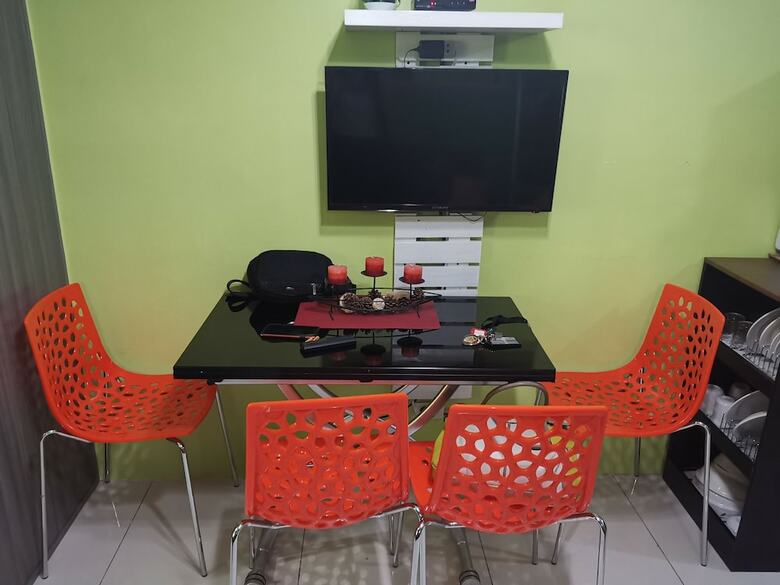 Oyo 433 Pbyy At Green Residences Condotel