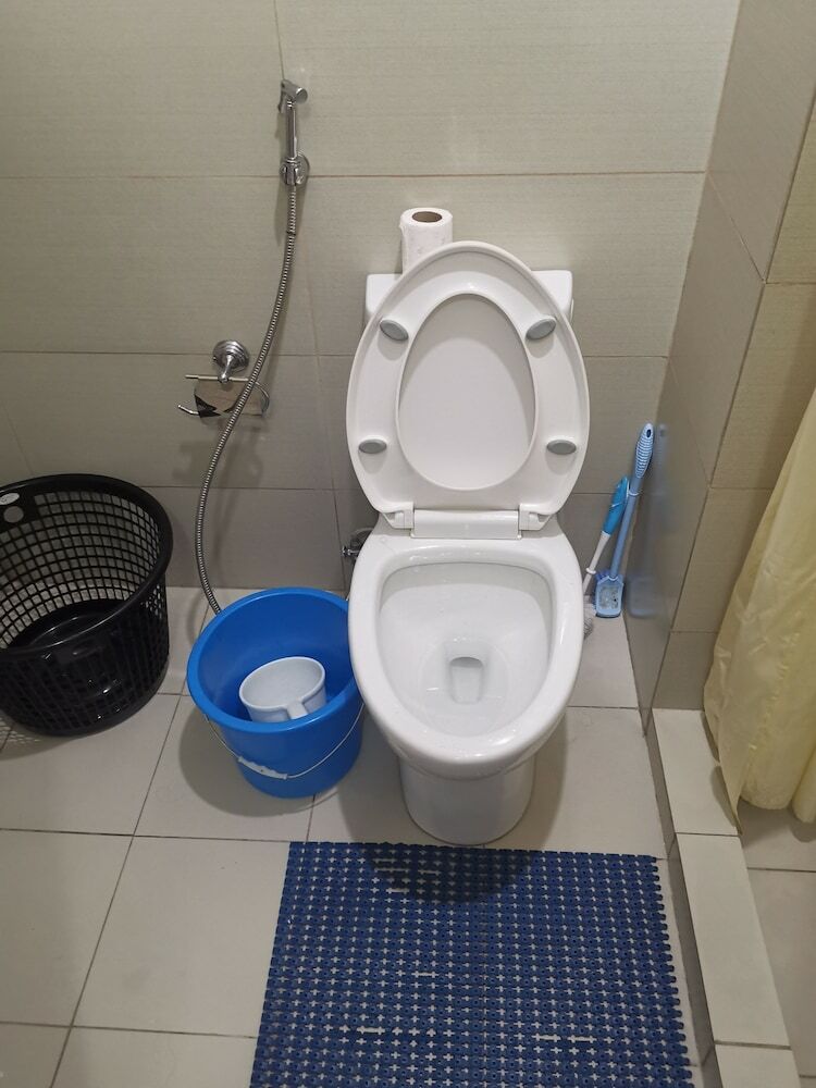 Oyo 433 Pbyy At Green Residences Condotel