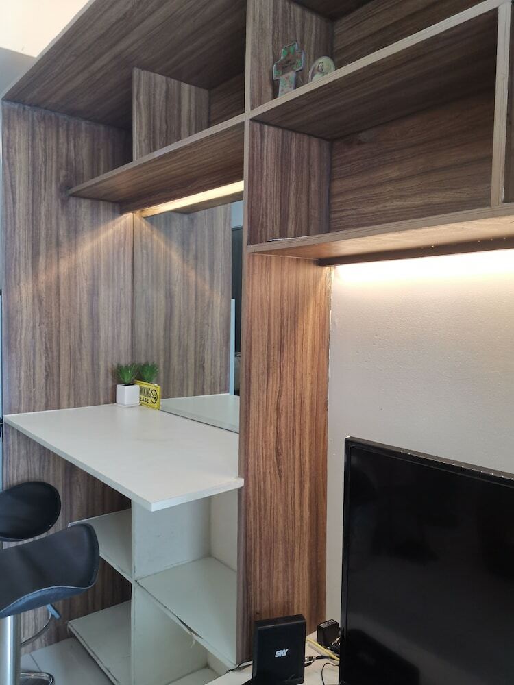 Oyo 433 Pbyy At Green Residences Condotel