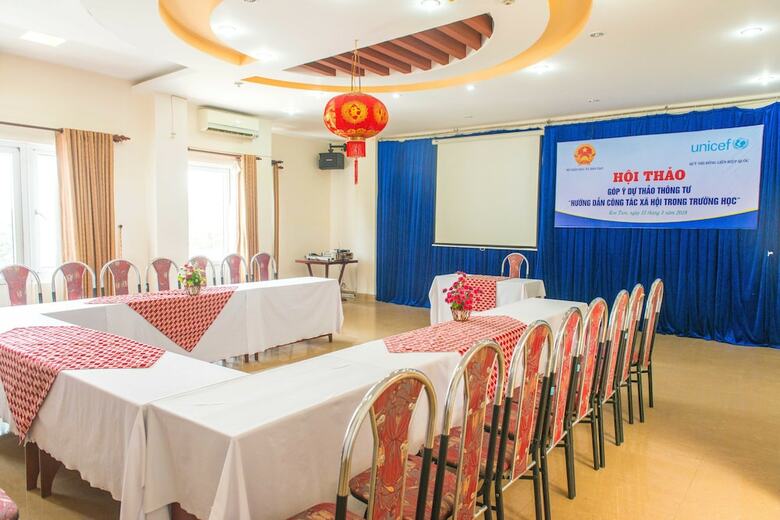 Hoang Van Hotel