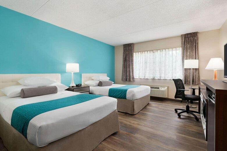 Howard Johnson Hotel By Wyndham South Portland