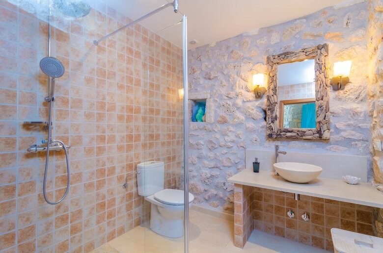 Villa Bandris Nou