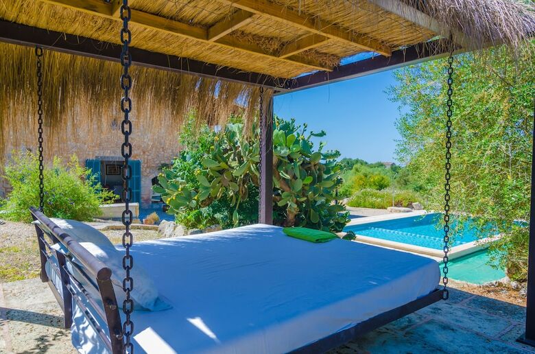 Villa Bandris Nou