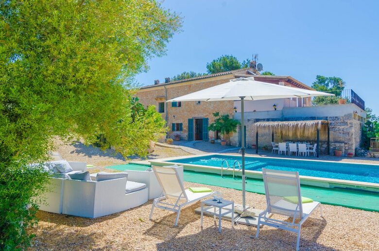 Villa Bandris Nou