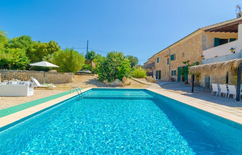 Villa Bandris Nou