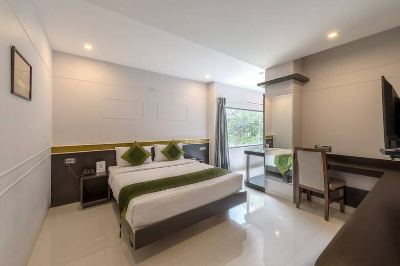 Hotel Treebo Trend Raj Premier