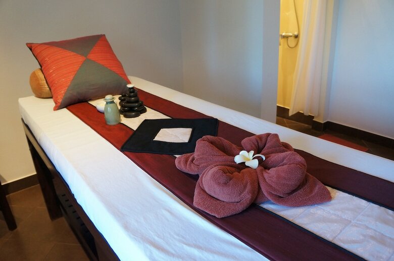 Aparthotel The Orchid Beach Resort At Vip Resort