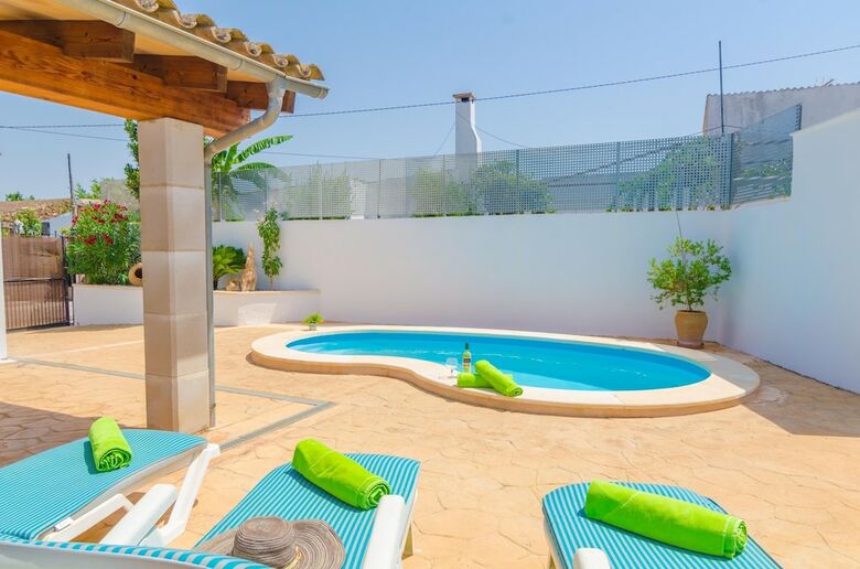 Villa Can Pistola