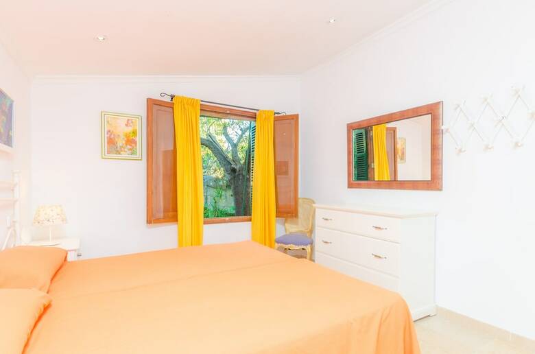 Villa Can Reure ( Can Par�s)