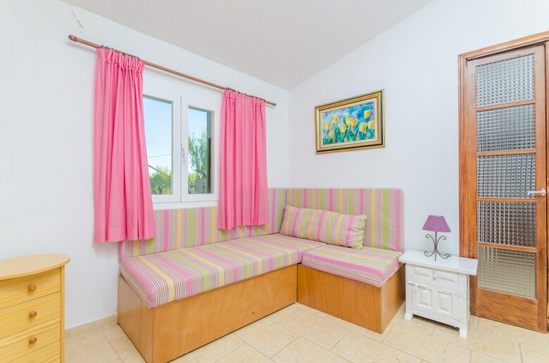 Villa Can Reure ( Can Par�s)