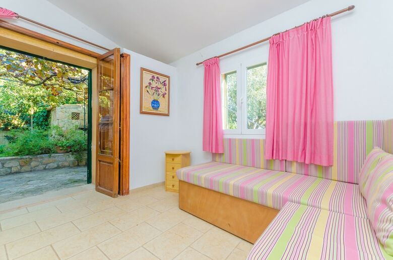 Villa Can Reure ( Can Par�s)