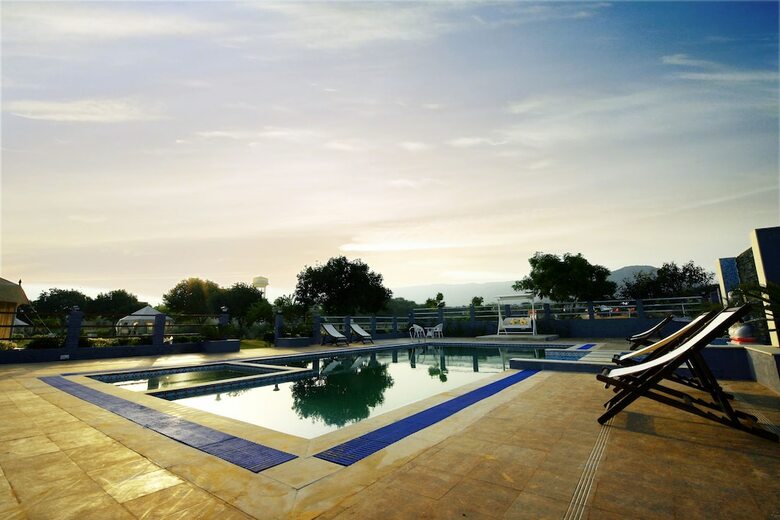 Hotel Rawai Luxury Tents