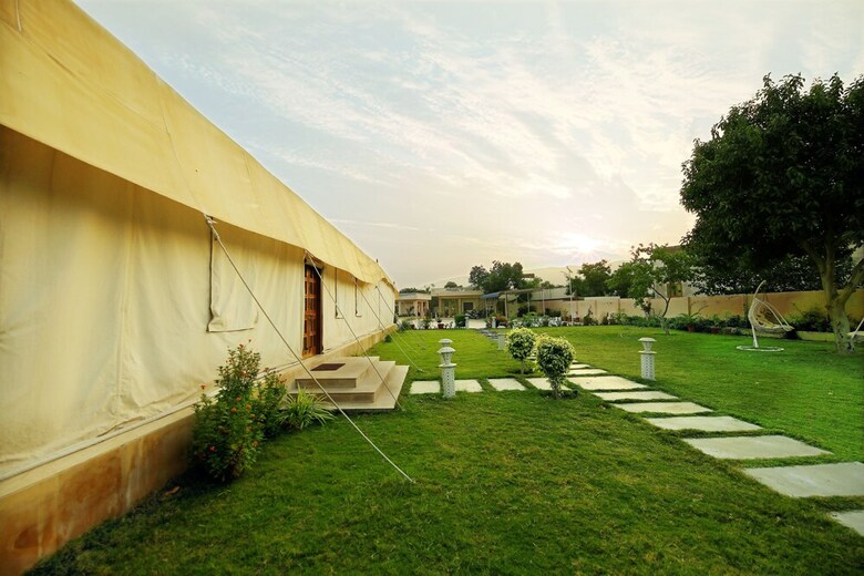 Hotel Rawai Luxury Tents