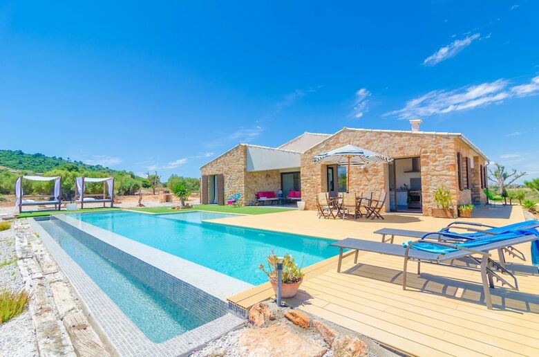 Villa Finca Roig