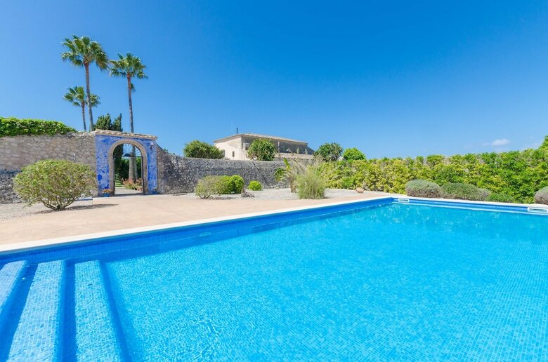 Villa Finca Son Costa
