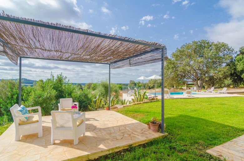 Villa Son Mora
