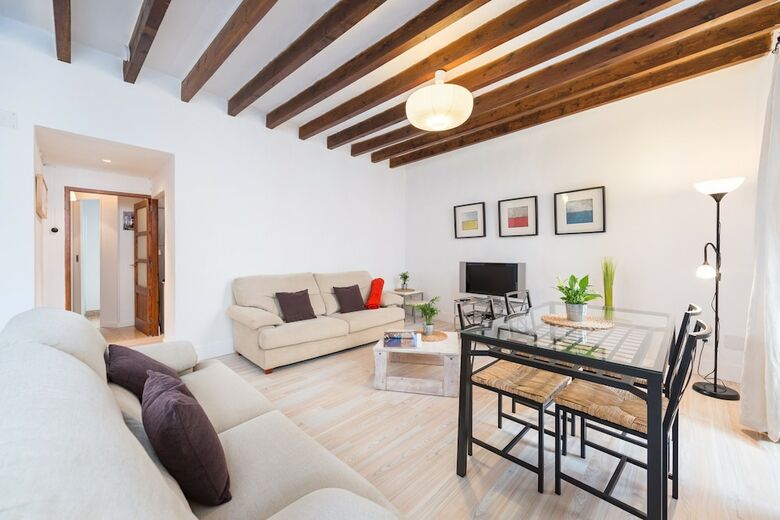 Apartamentos Casa Mercat
